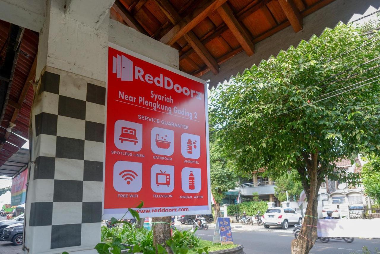 Готель Reddoorz Syariah Near Plengkung Gading 2 Джок'якарта Екстер'єр фото