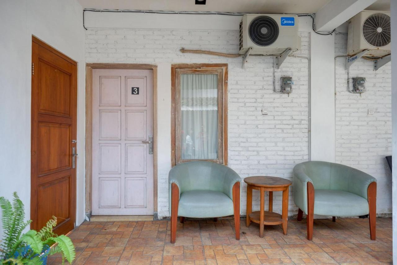 Готель Reddoorz Syariah Near Plengkung Gading 2 Джок'якарта Екстер'єр фото