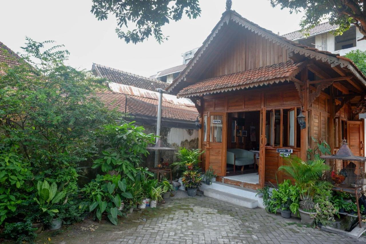 Готель Reddoorz Syariah Near Plengkung Gading 2 Джок'якарта Екстер'єр фото
